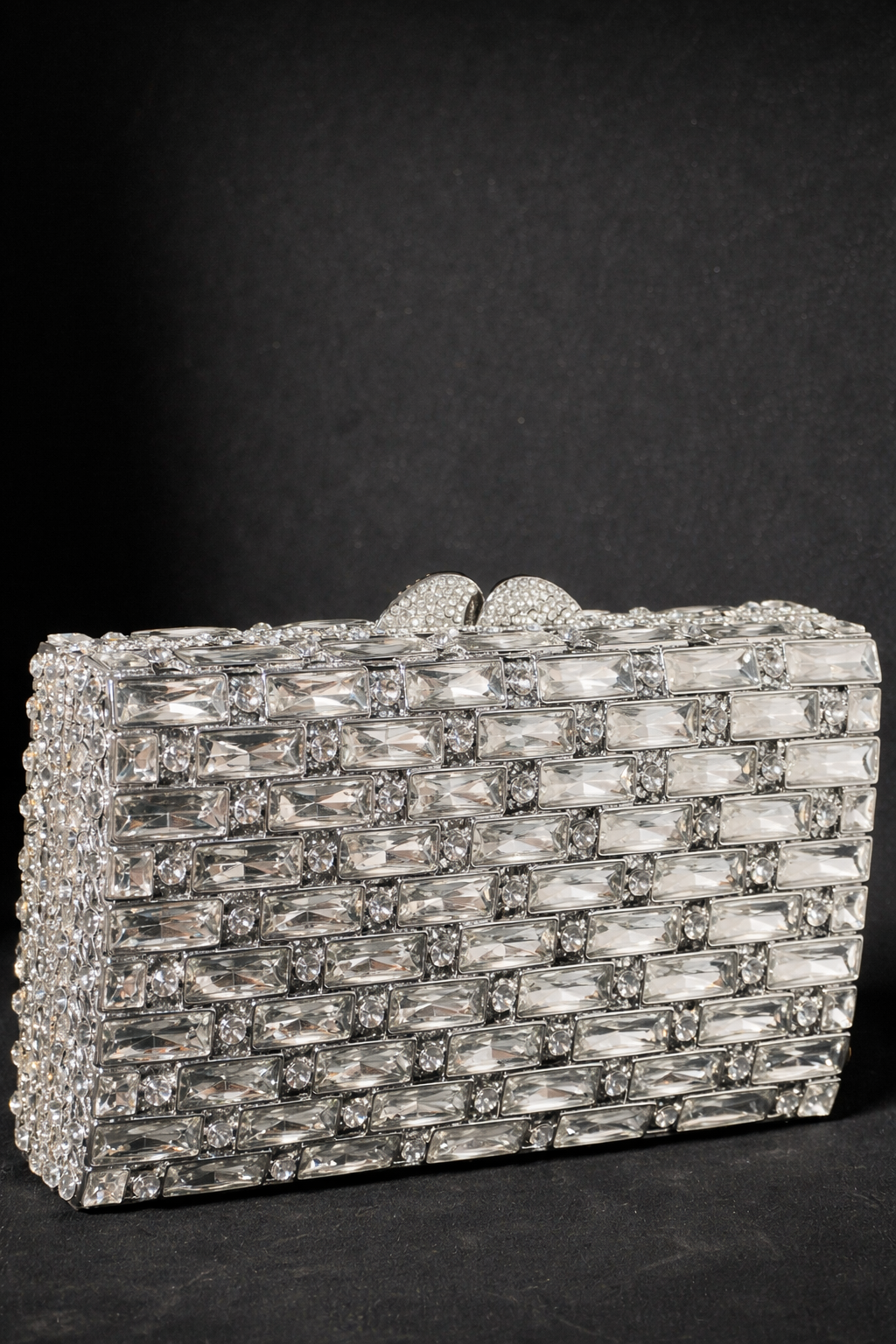 ✨ Luxury Crystal Brick Swarovski Clutch
Premium Designer Party & Bridal Evening Bag 💎